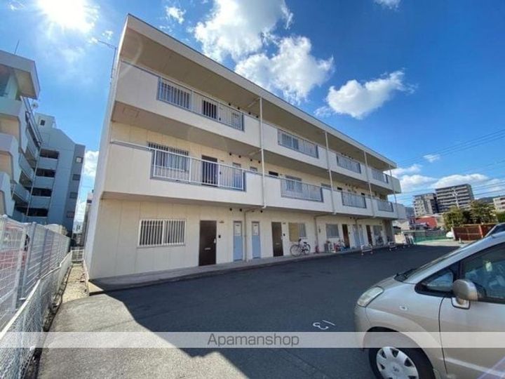 香川県高松市今里町1丁目の賃貸マンションの外観
