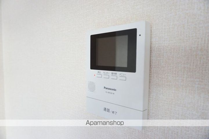 オイコス 参番館の内装