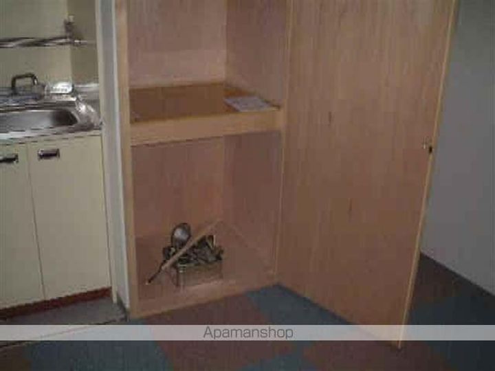 真鍋ハイツ中棟の内装