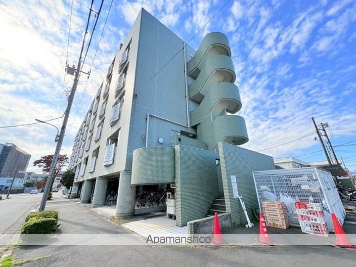 東京都八王子市北野町の賃貸マンションの外観