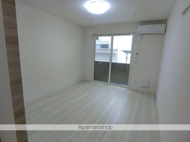 DーROOMハピネスの居間