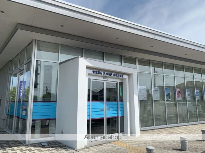 エレガンシアB棟の周辺