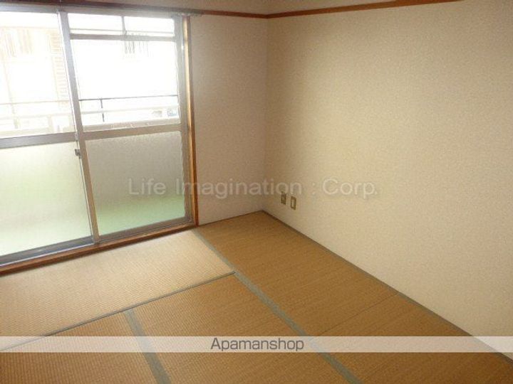 プリミエ貴生川の内装