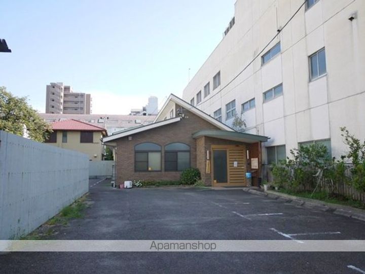 アンプルール リーブル Kの周辺