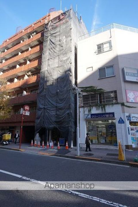 RIMBA SHINJUKU GYOEN(リンバ新宿御苑)の外観