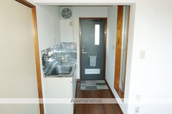 アルーム清水の内装