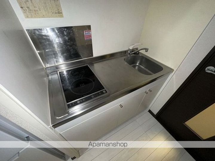 レオネクストプリンシパル中野のキッチン