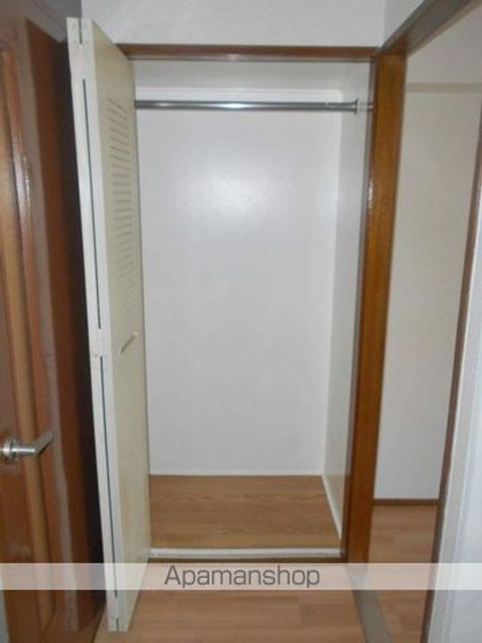 イズミ821105のその他画像