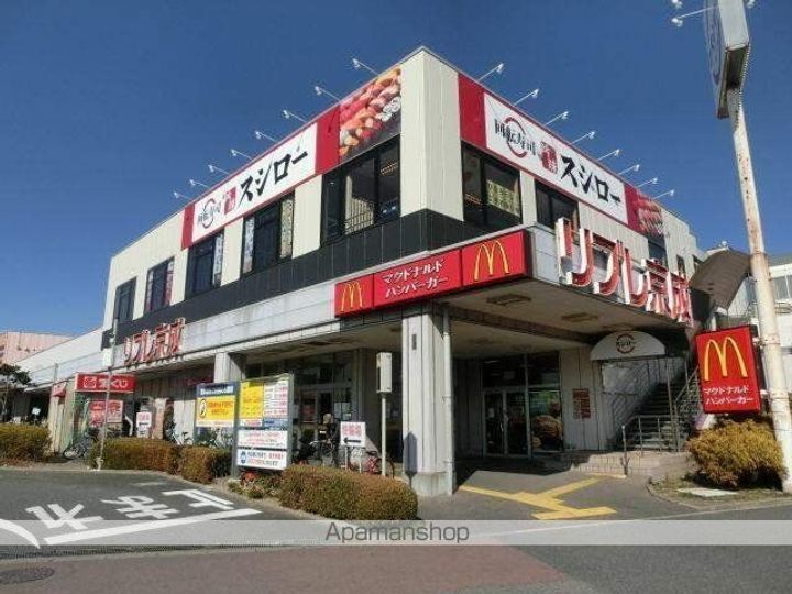 レオパレス竹山弐番館の周辺