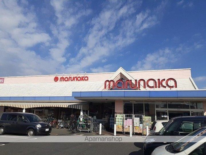 アヴェニールの周辺