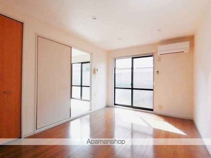 ノーザンライツ B棟の居間