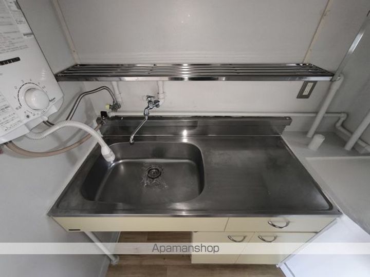 ビレッジハウス藤田2号棟407のキッチン