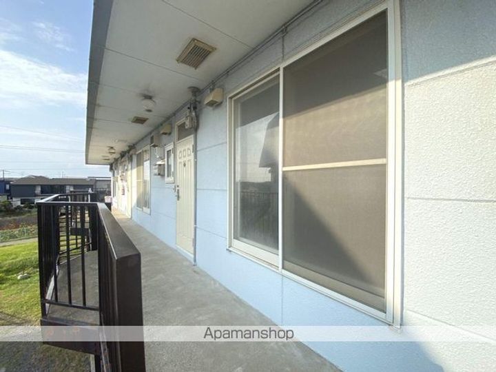 ファミール高野 1号館1F中のその他画像