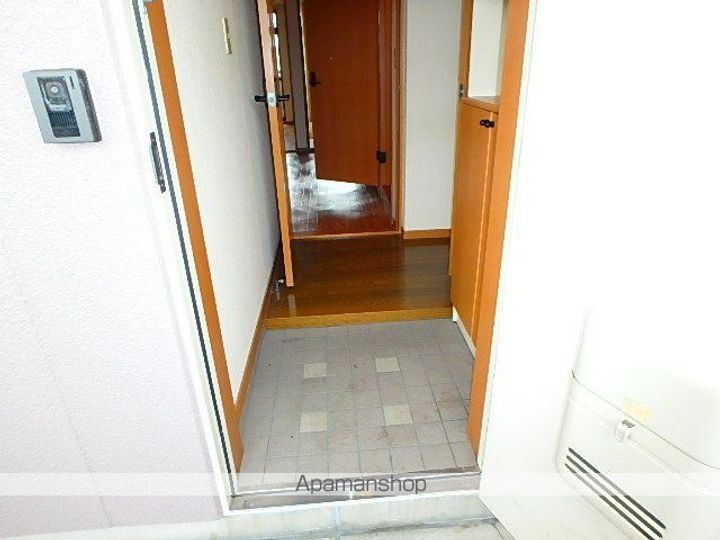 レジデンス花水木の玄関