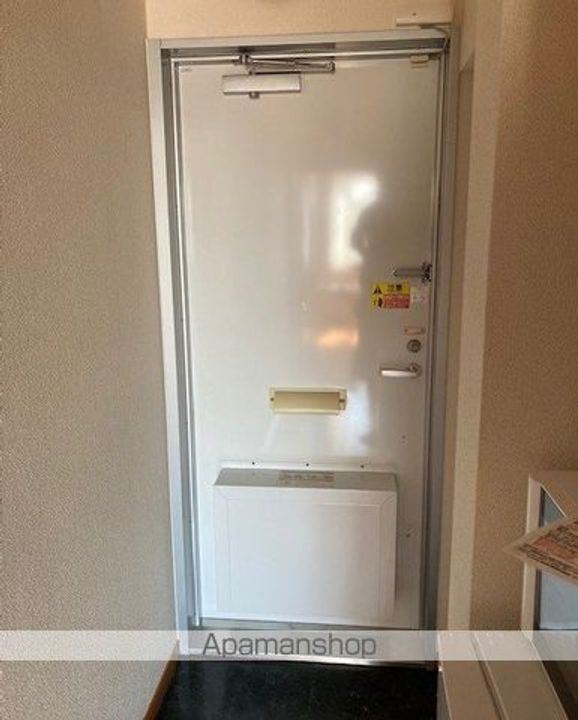 レオパレスセゾン ド ジョア107の玄関