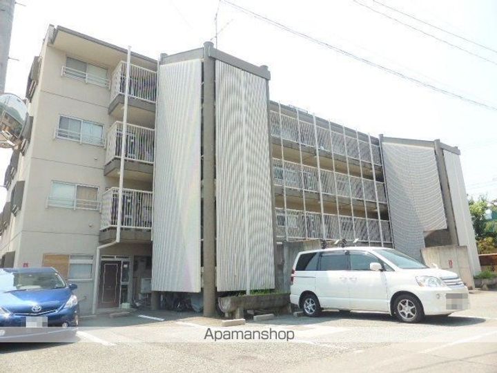 岡田ハイムの外観