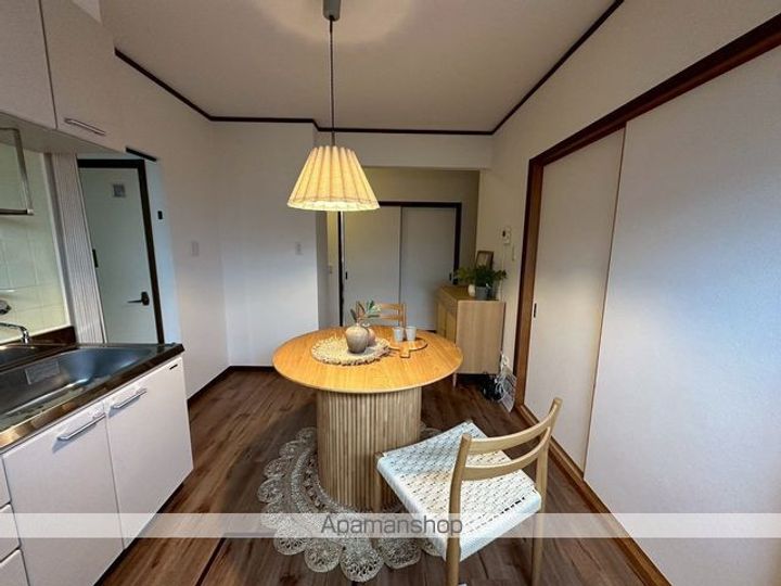 メゾニティ立石C棟102の内装