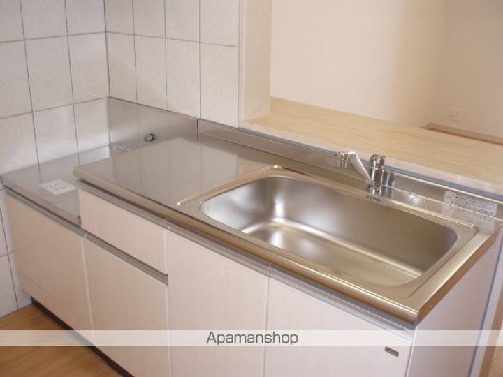 アリスハイムⅠ105のキッチン