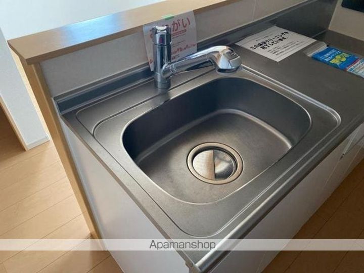 香川県高松市伏石町の賃貸アパートの内装