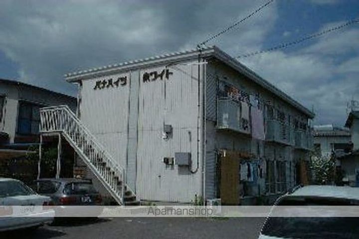 パナハイツホワイト102の外観