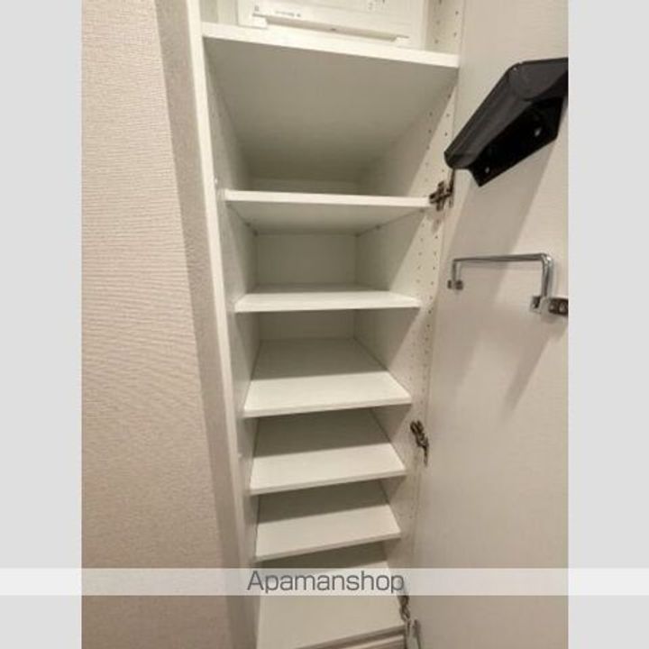 東京都墨田区東駒形4丁目の賃貸マンションの内装