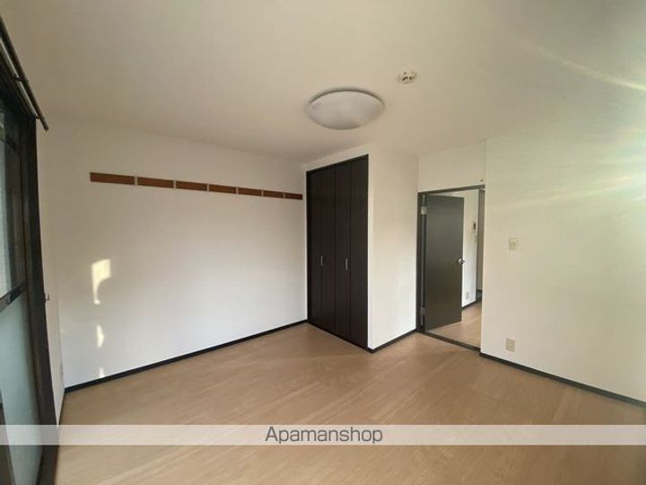 ブルーウェーブ203の内装