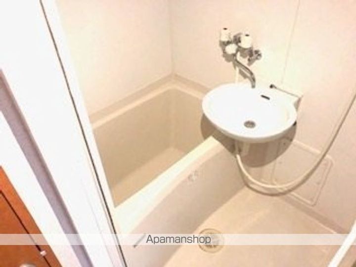 レオパレス美田園東209の風呂