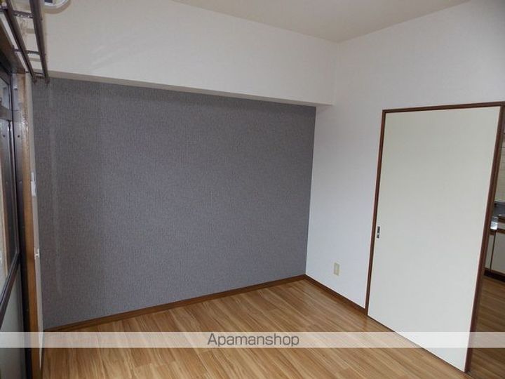 愛知県犬山市松本町1丁目の賃貸マンションの内装