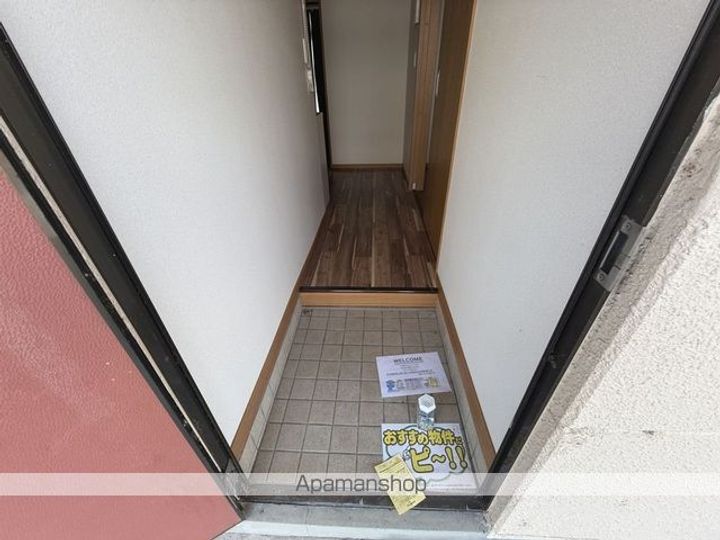 鍛冶内ハイツB101の玄関