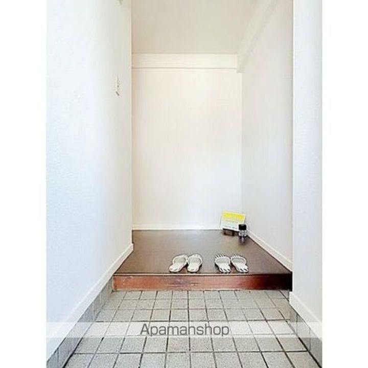 メゾン志水の玄関