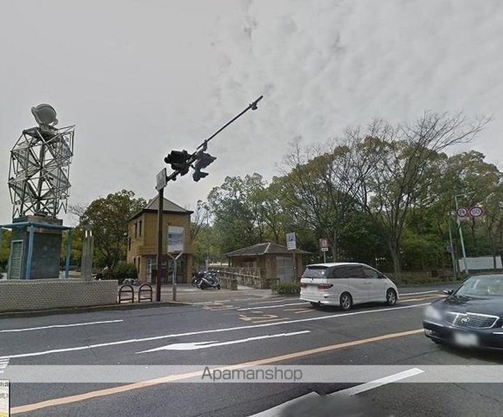 香川県高松市亀井町の賃貸マンションの周辺