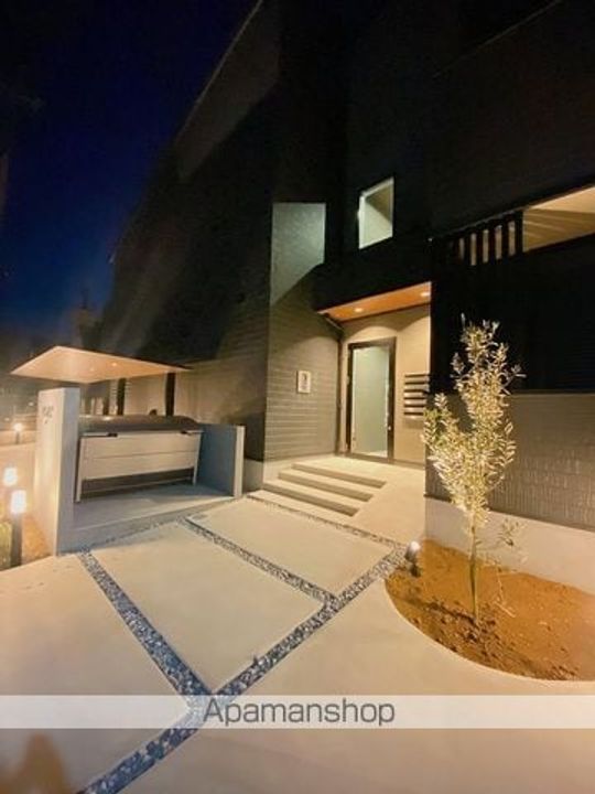 猫と暮らす方限定 NYANCL八潮垳201の外観