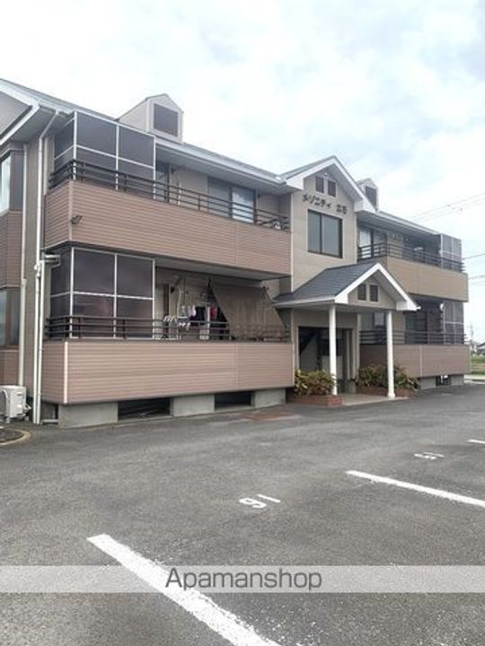 メゾニティ立石C棟102の外観