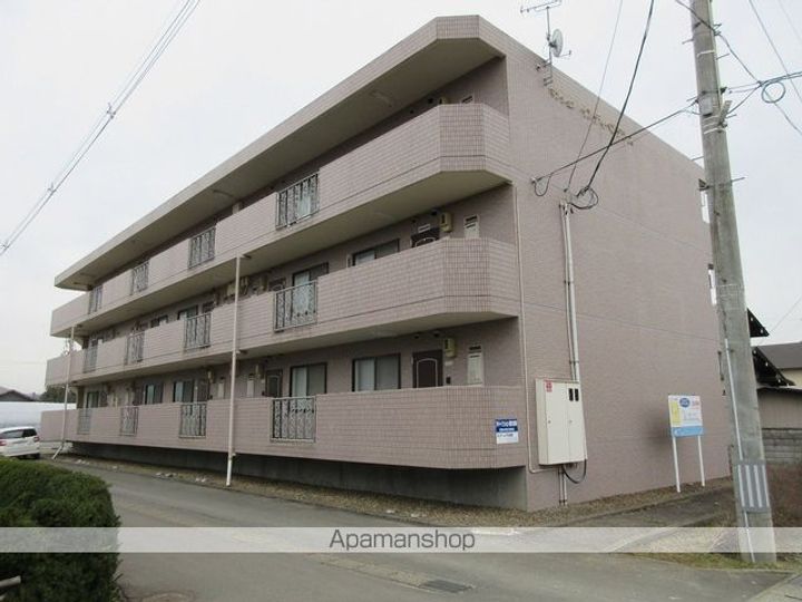 マンションインディペンデンス203の外観