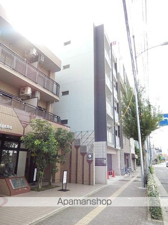 ウィングコート徳川2Aの外観