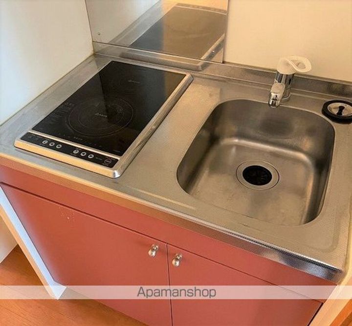 レオパレスハクジュのキッチン