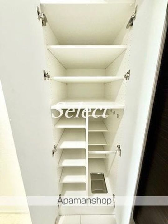 GENOVIA西横浜の内装