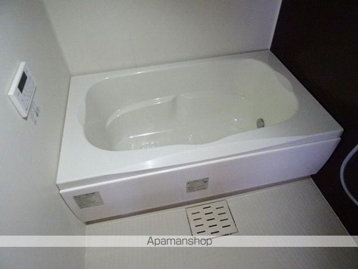 宮城県仙台市宮城野区東仙台4丁目の賃貸アパートの風呂