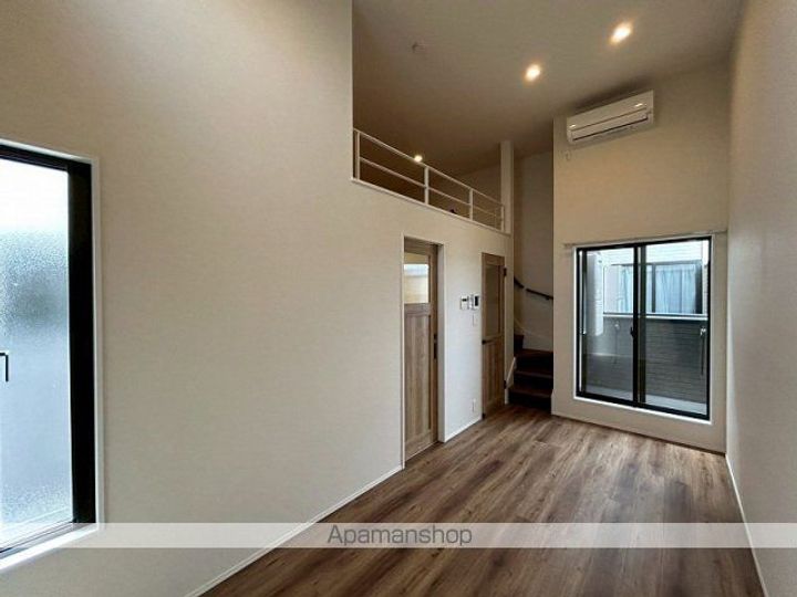 MAHORA MAISON 久留米大学前駅2の居間