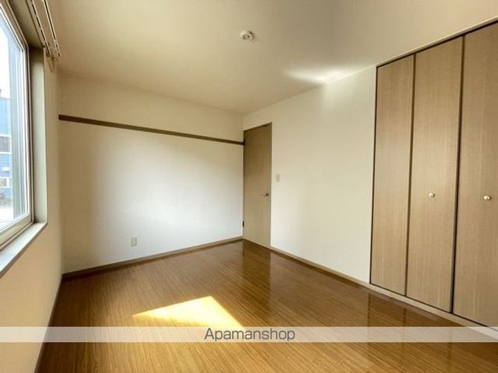 オークヴィラ中道102の内装