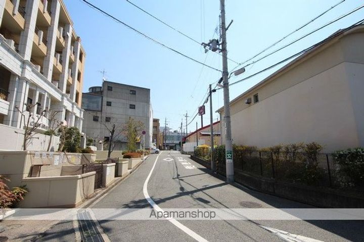 カーサグラシアの周辺