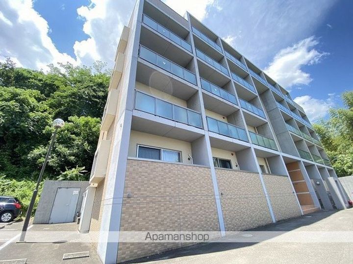 エルミタージュ川内202の外観