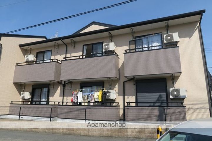 フローレスハタ112号室の外観