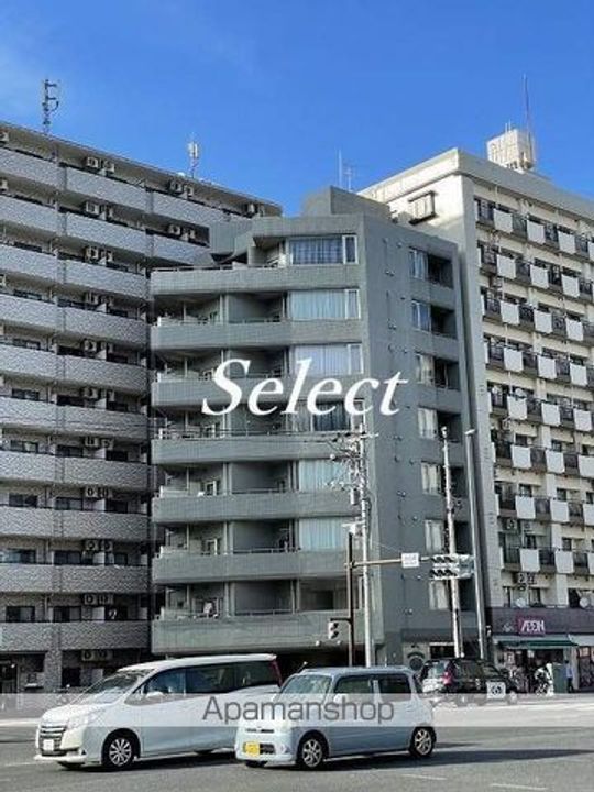 グリフィン横浜・ウェスタの外観