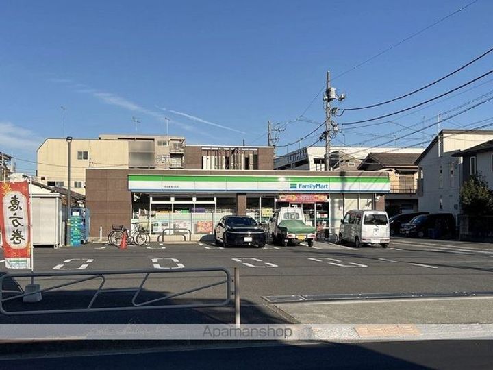 レオパレスフォーリスの周辺