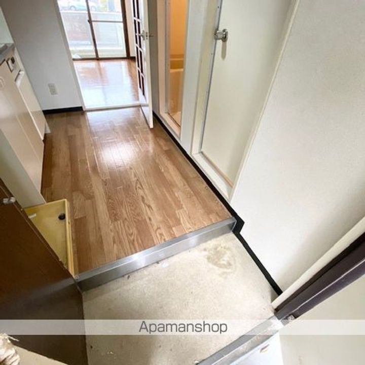 ランプハウス八日市の玄関