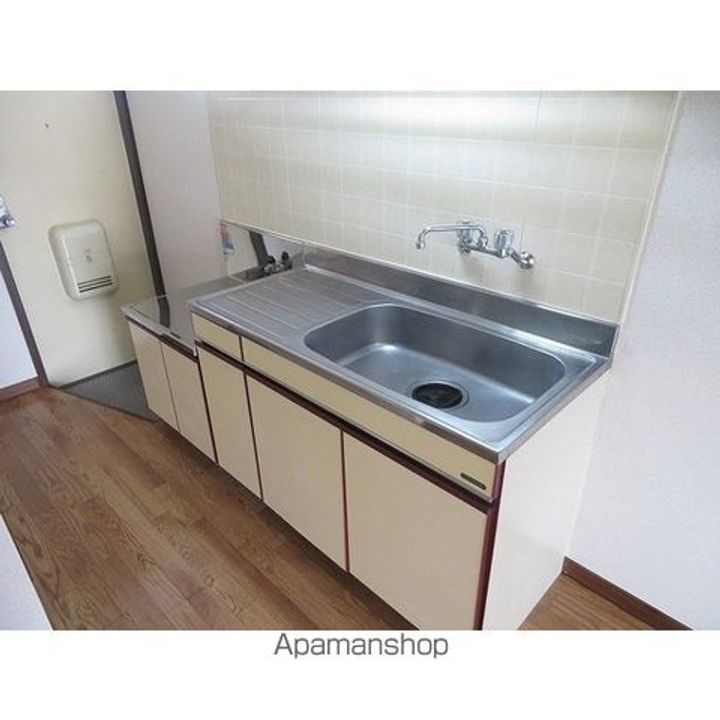 東京都三鷹市北野2丁目の賃貸アパートの内装