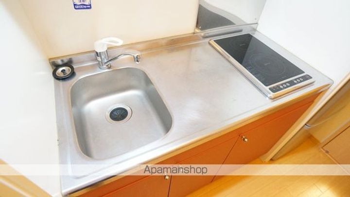 レオパレスOKANOの居間