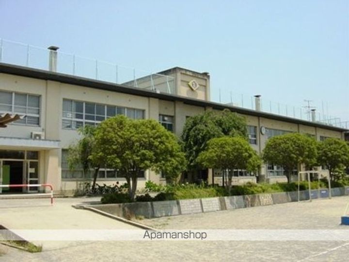 ヴィラジュネス303号室の周辺