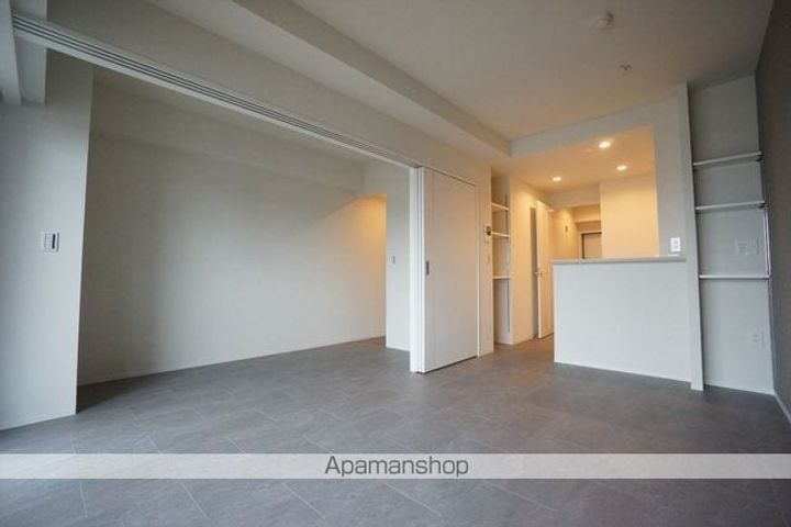 GRANVIA浄心(グランヴィアジョウシン)701の居間